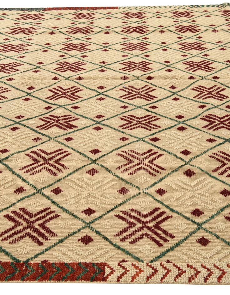 Detail image of 9' 10 x 14' 2  Hand Knotted Darya Wool Rug