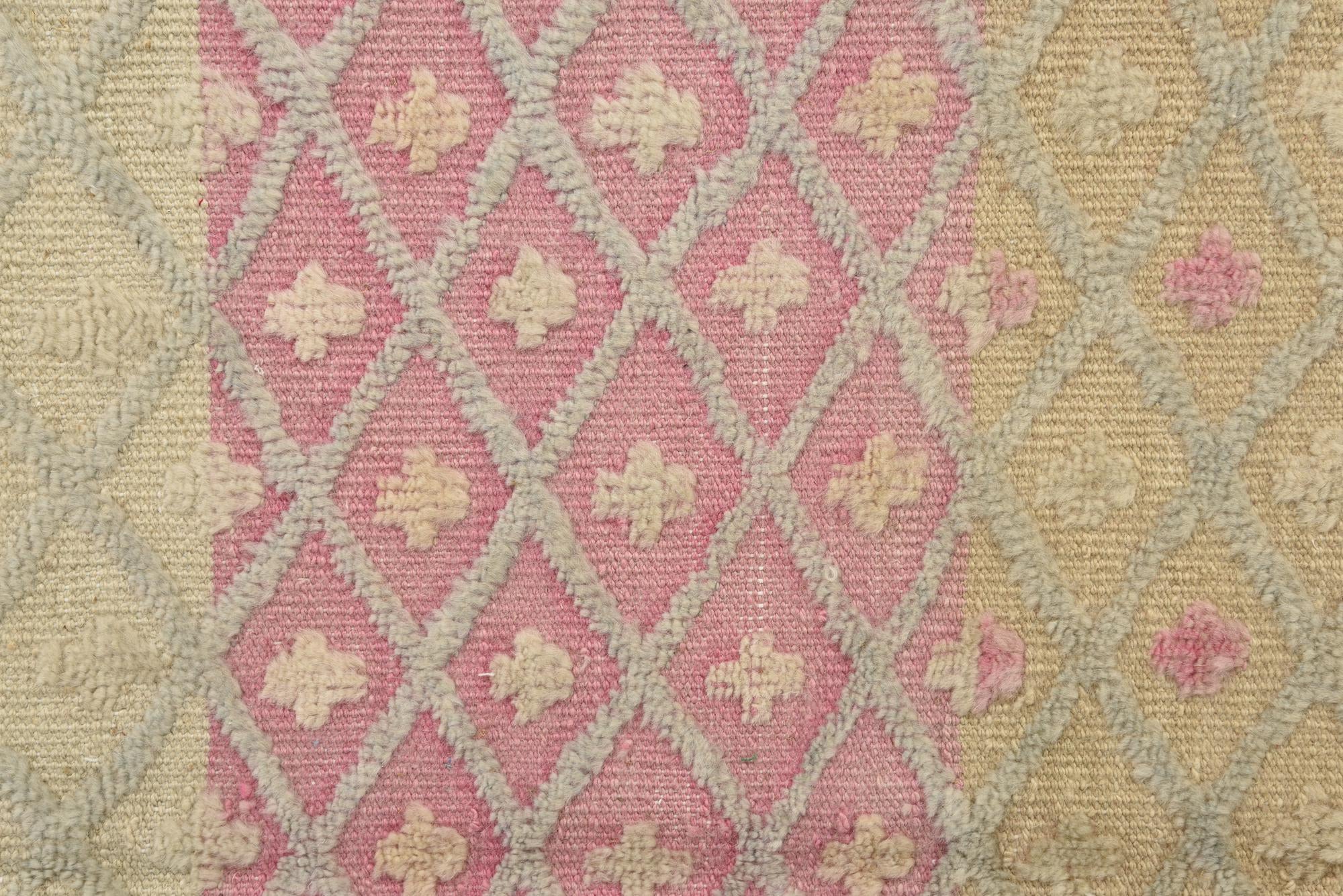 5' x 7' Hand Knotted Darya Wool Rug