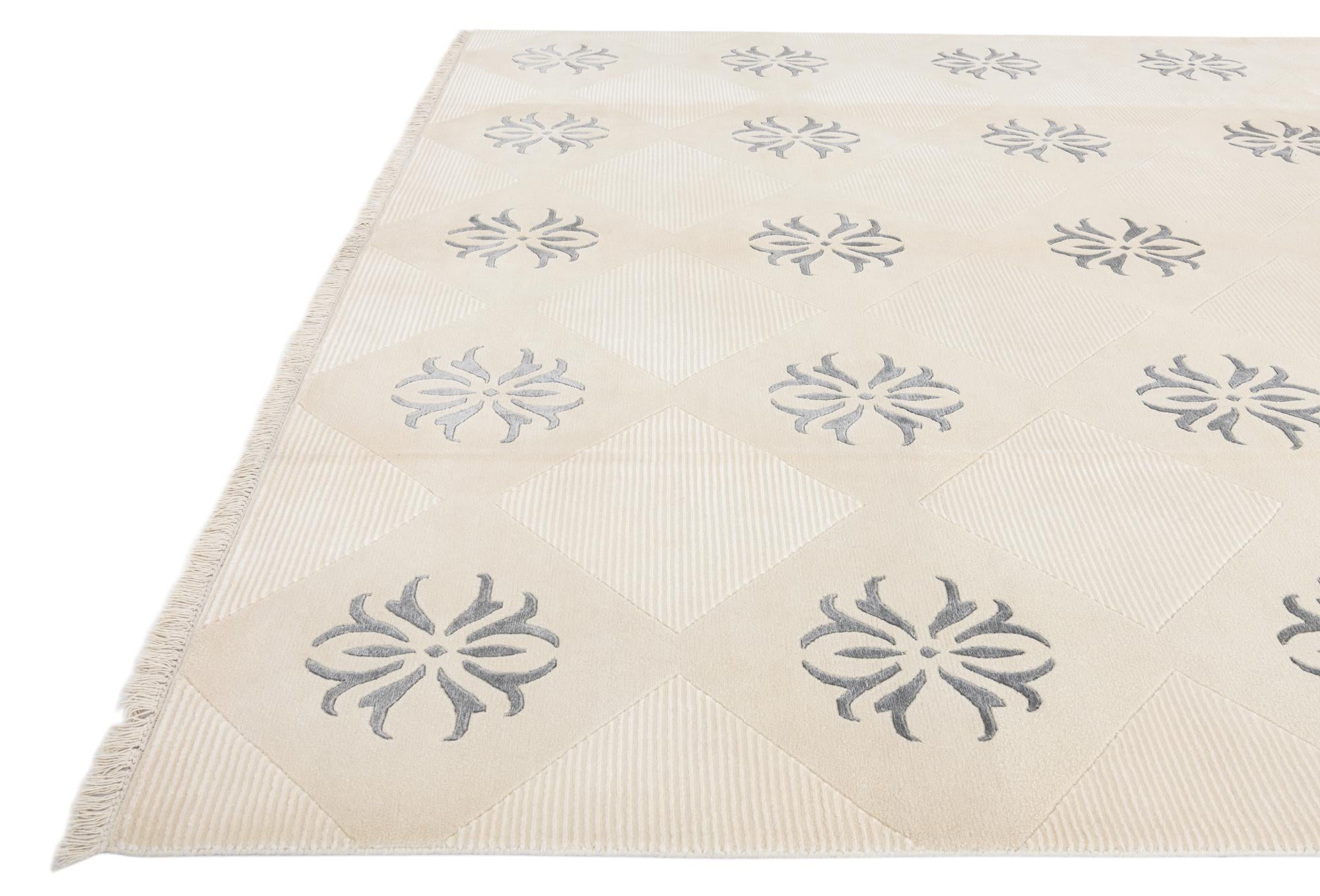 8' 1 x 10' 4 Hand Knotted Darya Wool Rug
