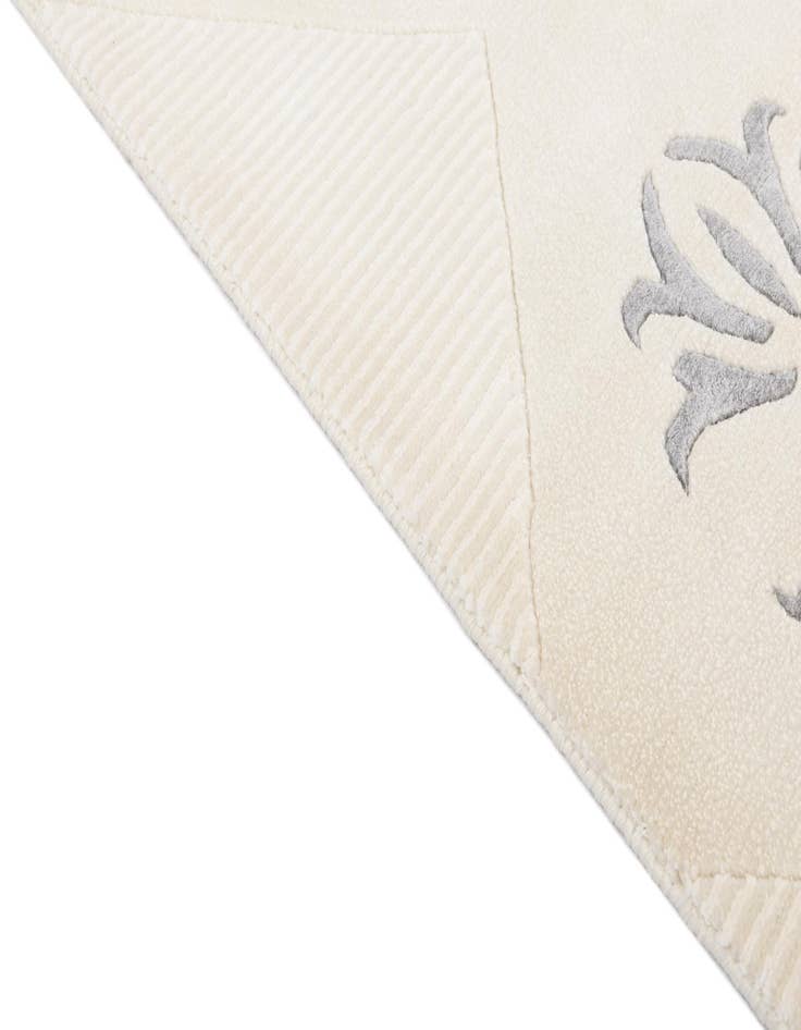 Detail image of 8' 1 x 10' 4  Hand Knotted Darya Wool Rug