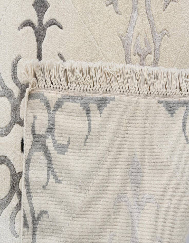 Detail image of 7' 11 x 10'  Hand Knotted Darya Wool Rug
