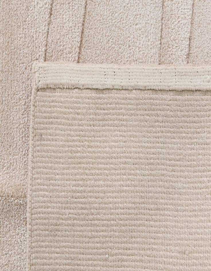 Detail image of 8' 2 x 11' 6  Hand Knotted Darya Wool Rug