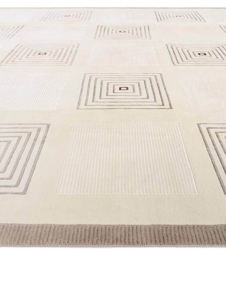 Detail image of 8' 1 x 11' 7  Hand Knotted Darya Wool Rug