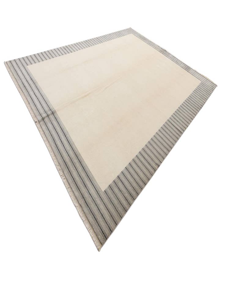 Detail image of 9' 7 x 12' 10  Hand Knotted Darya Wool Rug