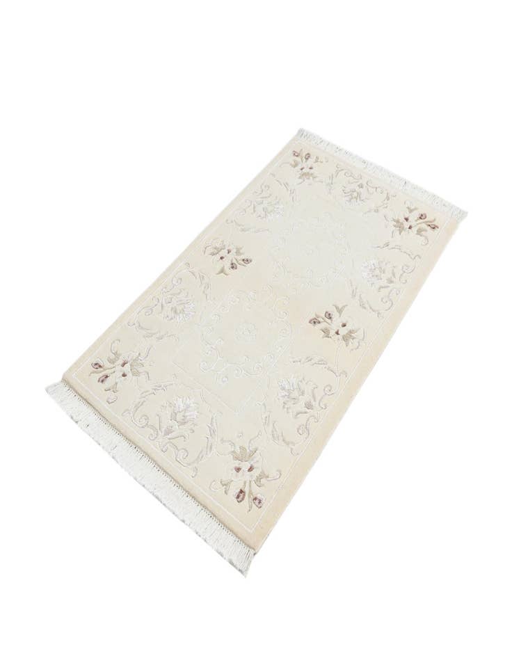 Detail image of 2' 9 x 4' 8  Hand Knotted Darya Wool Rug