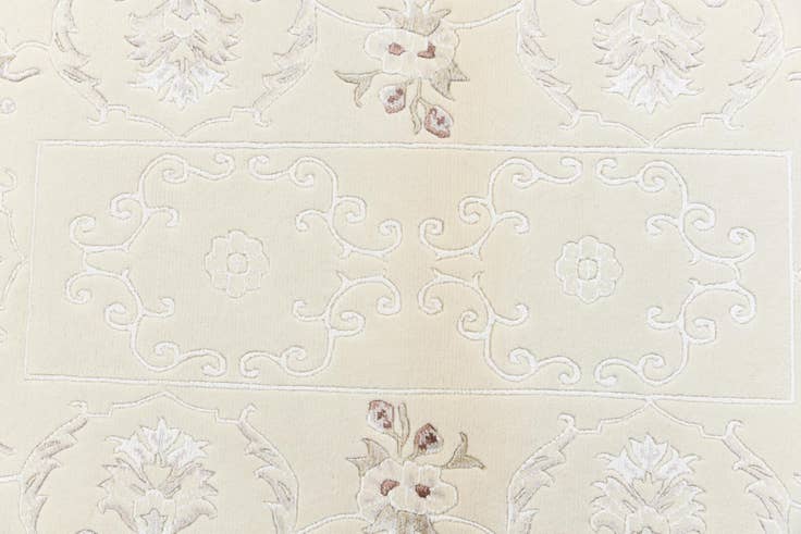 Detail image of 2' 9 x 4' 8 Hand Knotted Darya Wool Rug