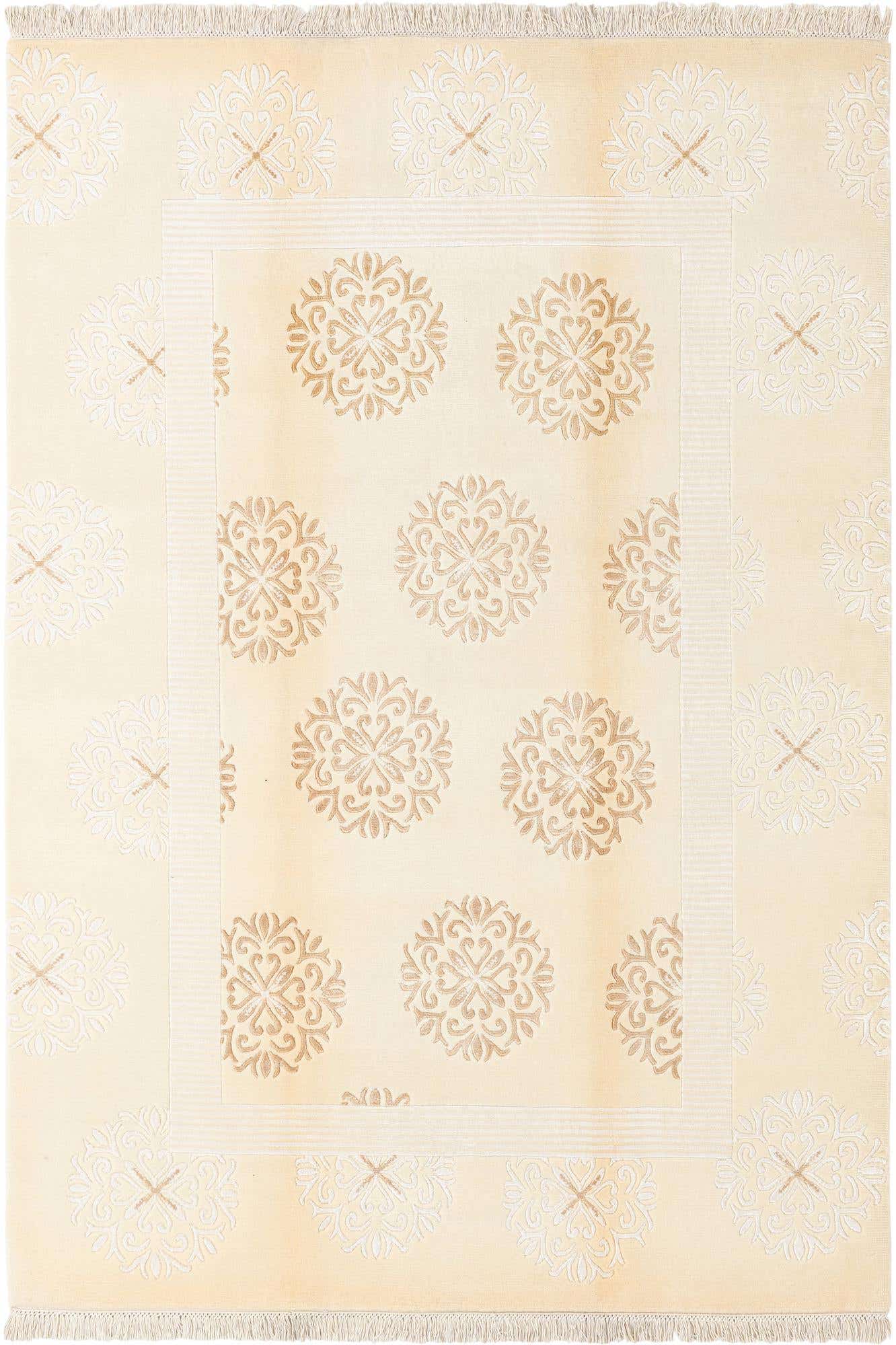 5' 7 x 8' Darya Rug