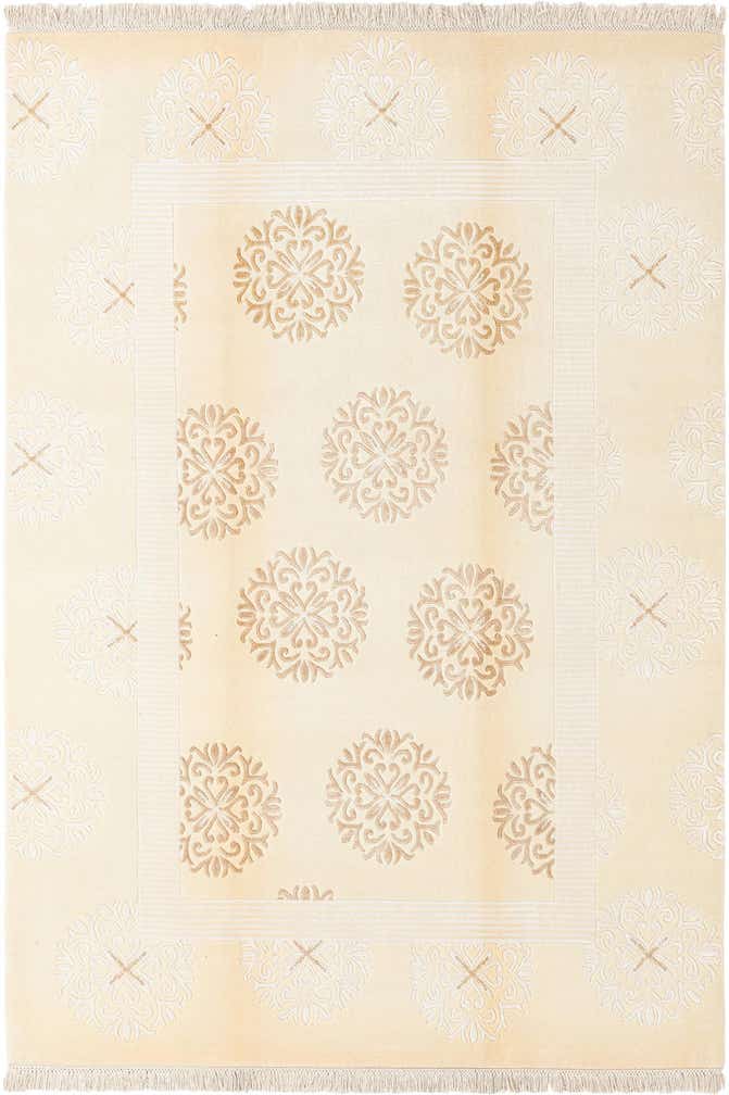5' 7 x 8' Darya Rug
