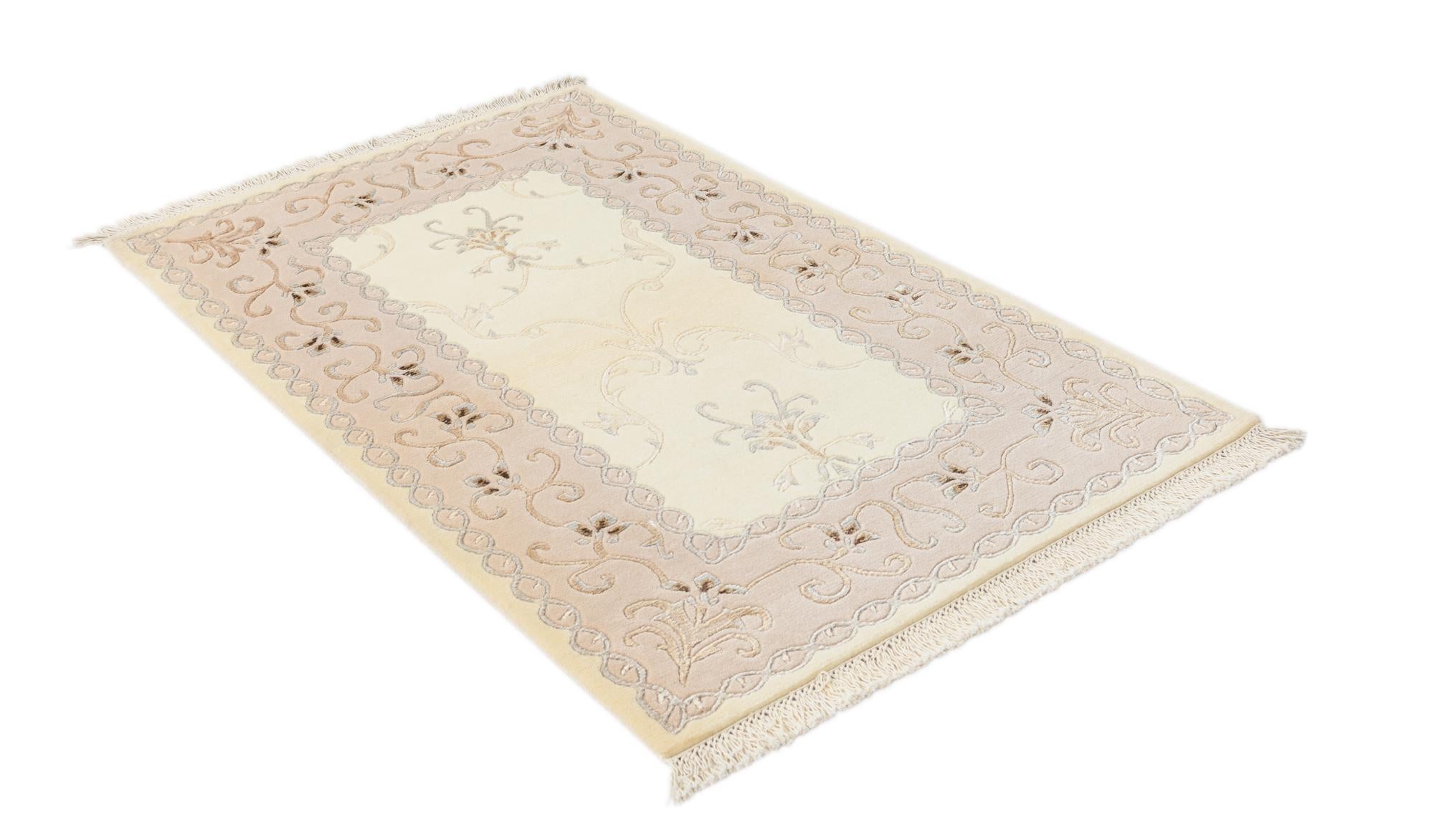 2' 11 x 4' 11 Hand Knotted Darya Wool Rug