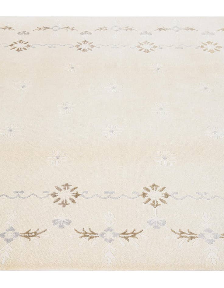 Detail image of 5' 7 x 8' Darya Rug