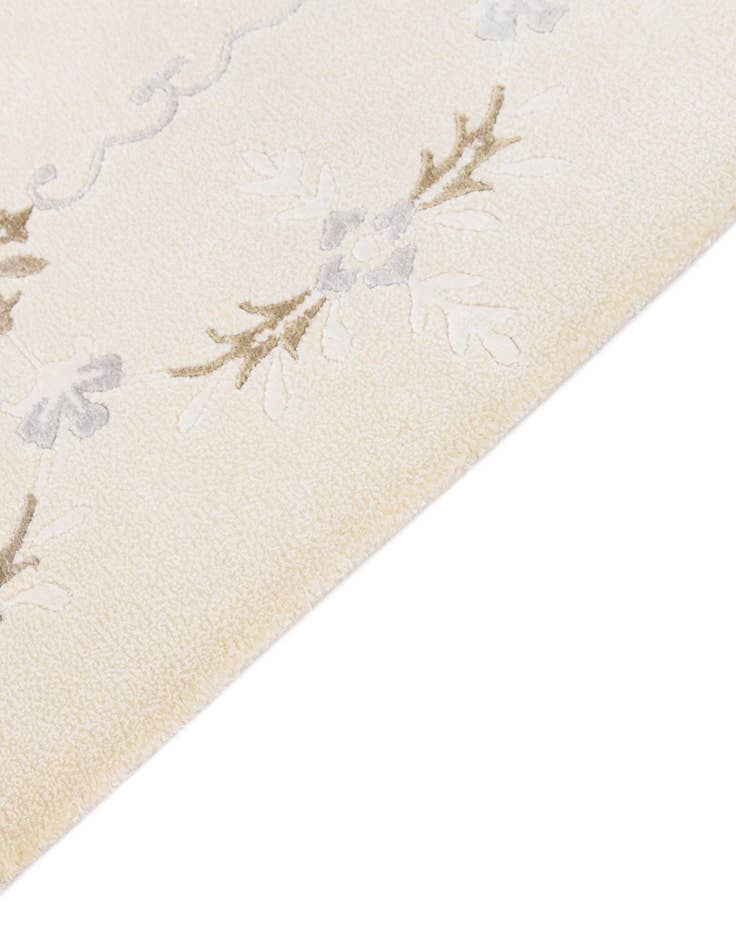 Detail image of 5' 7 x 8' Darya Rug