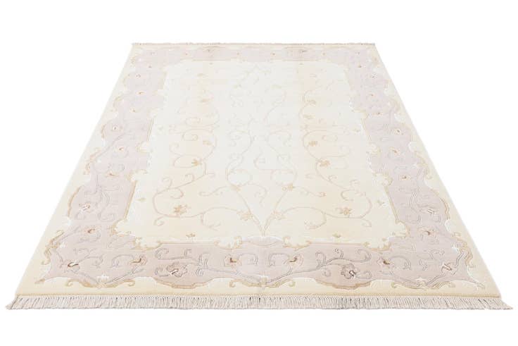 Detail image of 5' 7 x 8' Darya Rug