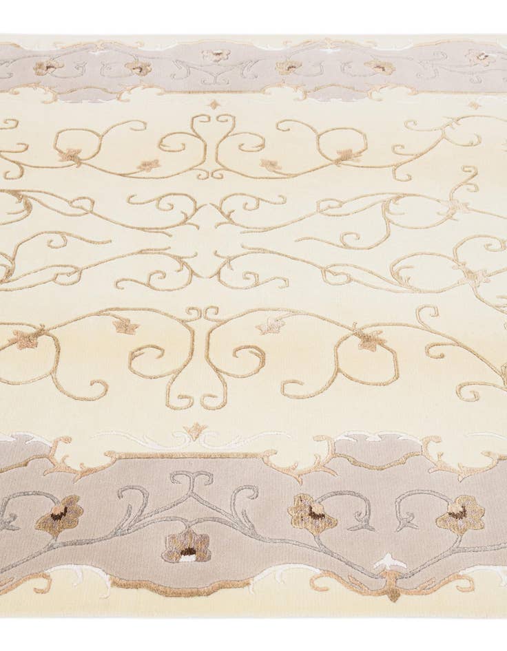 Detail image of 5' 9 x 7' 11 Darya Rug