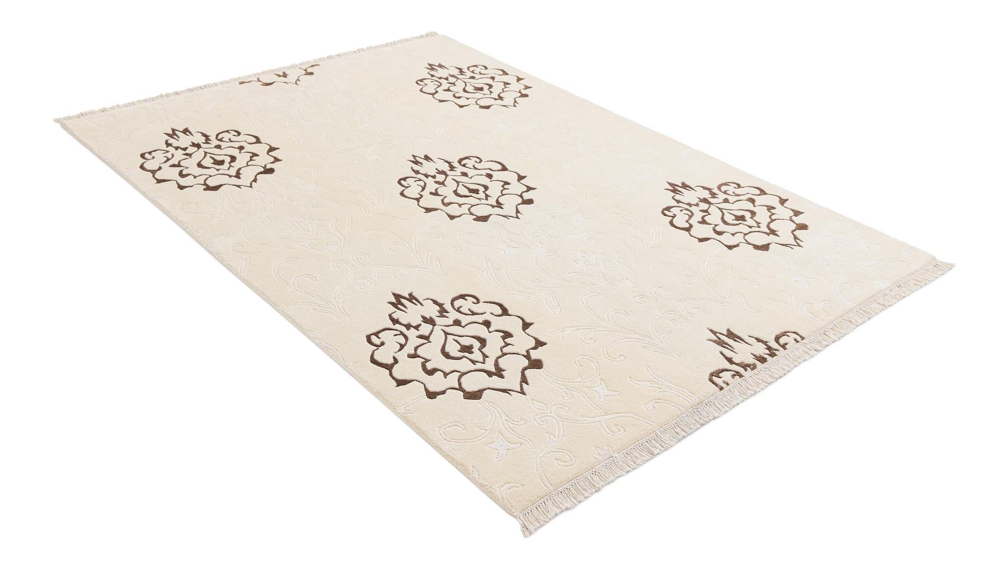 5' 7 x 7' 11 Darya Rug