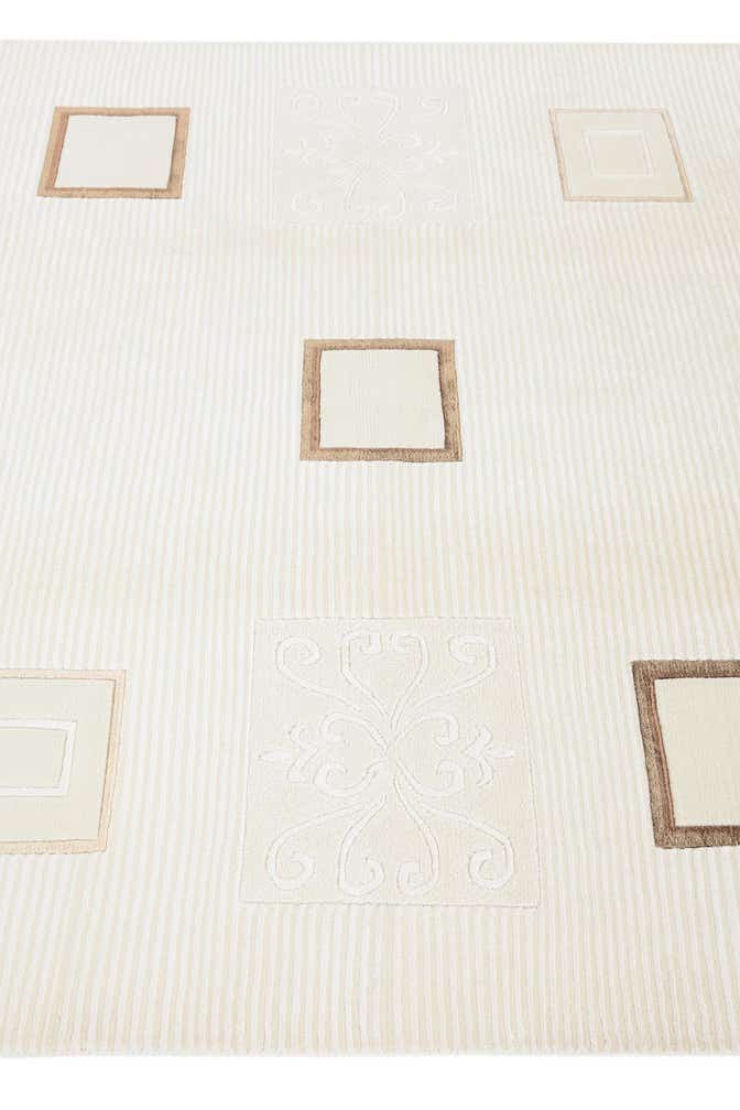 5' 7 x 7' 10 Darya Rug