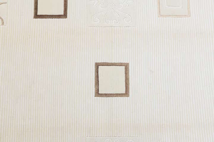 5' 7 x 7' 10 Darya Rug