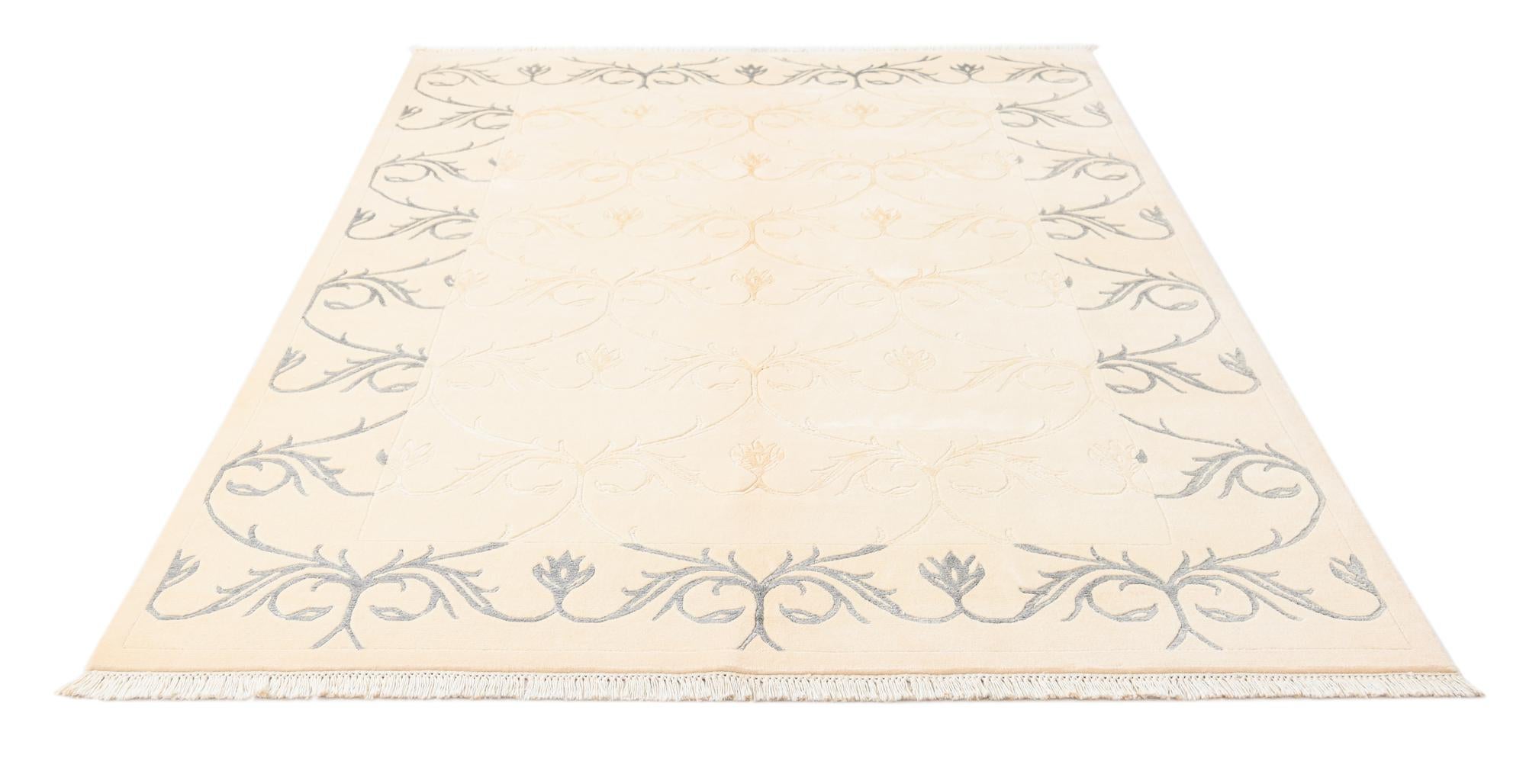 5' 6 x 7' 10 Hand Knotted Darya Wool Rug