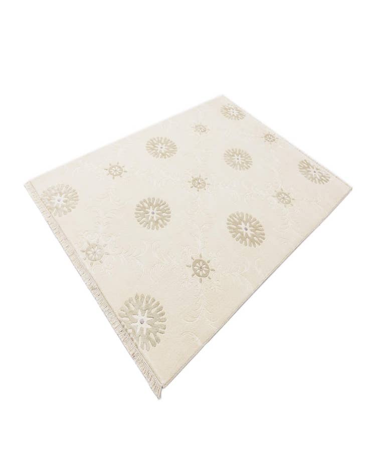 Detail image of 5' 6 x 8' 2  Hand Knotted Darya Wool Rug