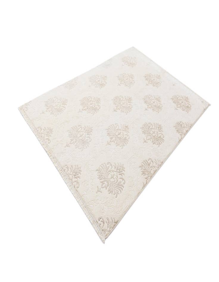 Detail image of 5' 7 x 8'  Hand Knotted Darya Wool Rug