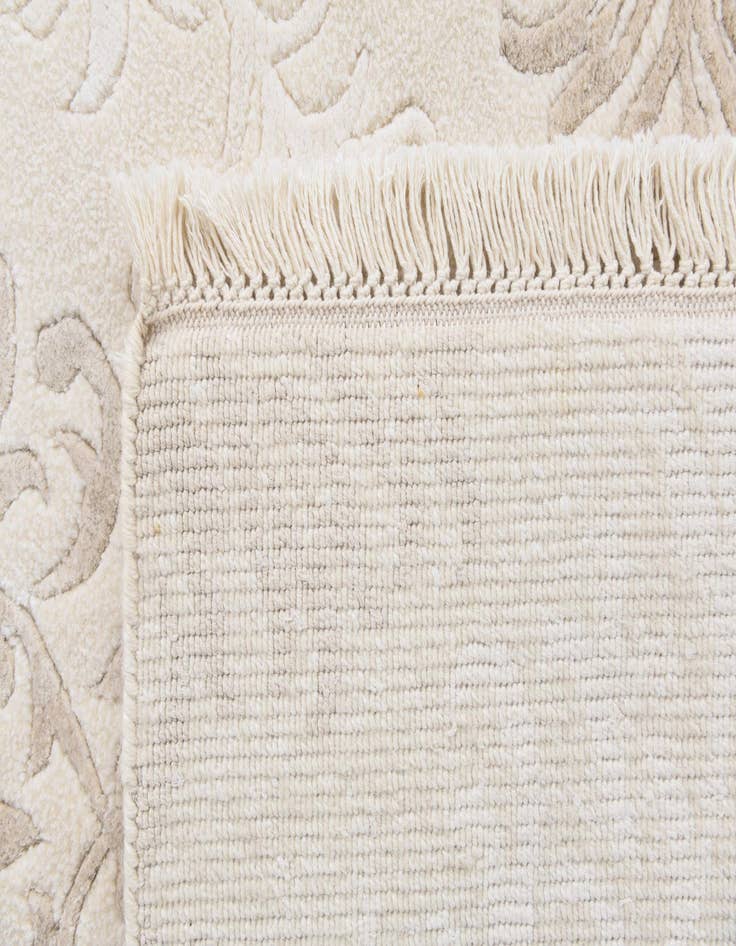 Detail image of 5' 7 x 8'  Hand Knotted Darya Wool Rug