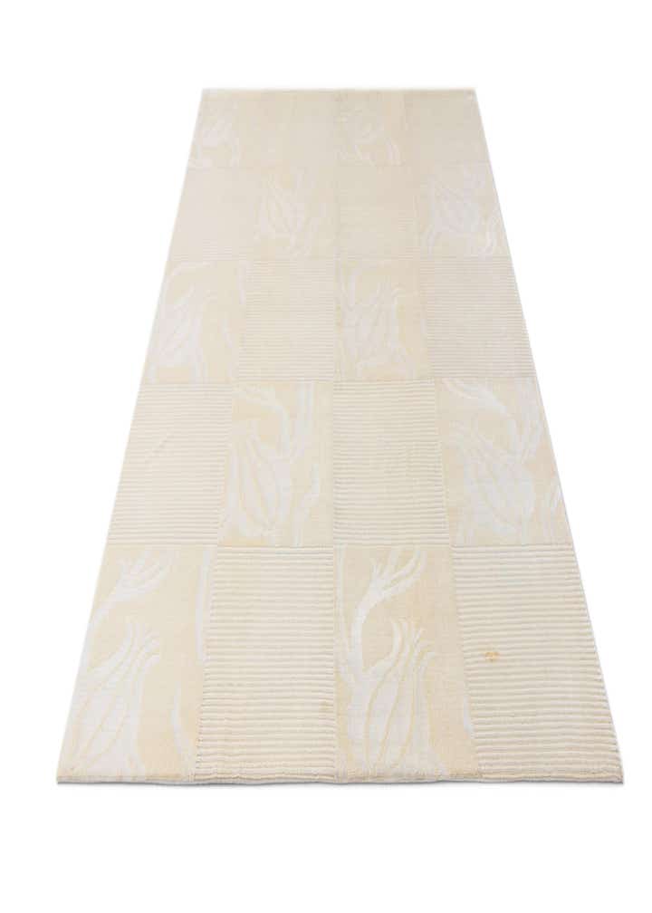 5' 7 x 8' Hand Knotted Darya Wool Rug