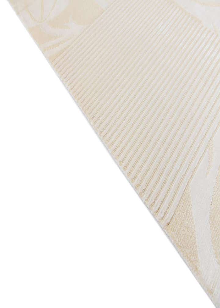 5' 7 x 8' Hand Knotted Darya Wool Rug