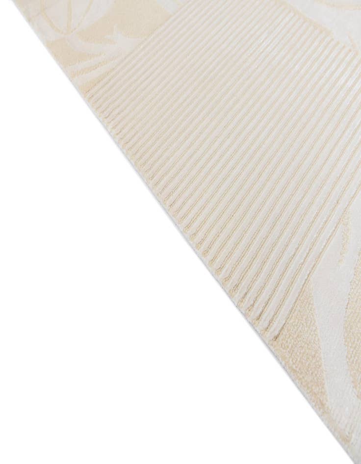 Detail image of 5' 7 x 8'  Hand Knotted Darya Wool Rug