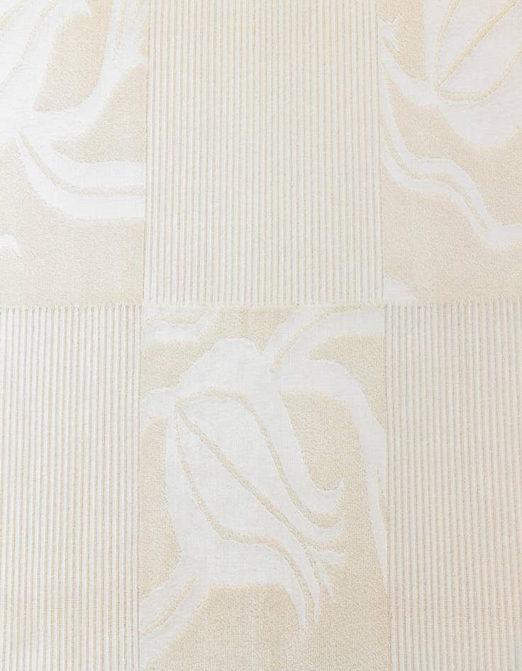 Detail image of 5' 7 x 8'  Hand Knotted Darya Wool Rug