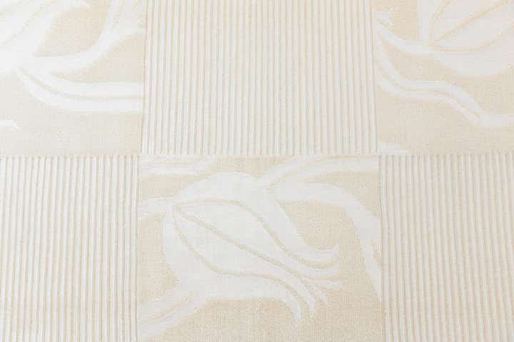 5' 7 x 8' Hand Knotted Darya Wool Rug
