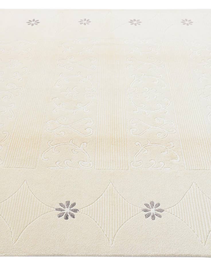 Detail image of 5' 9 x 8'  Hand Knotted Darya Wool Rug