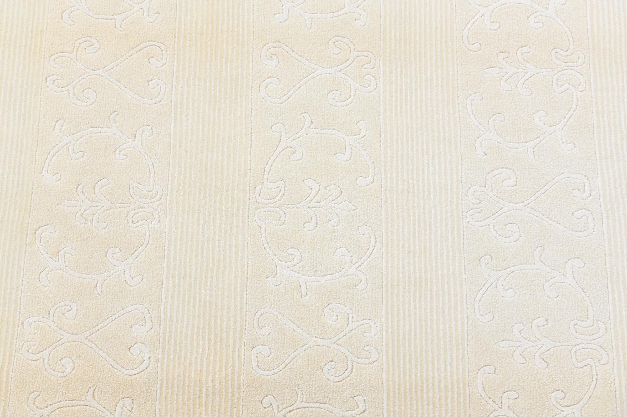 5' 9 x 8' Hand Knotted Darya Wool Rug