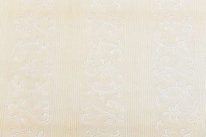 5' 9 x 8' Hand Knotted Darya Wool Rug