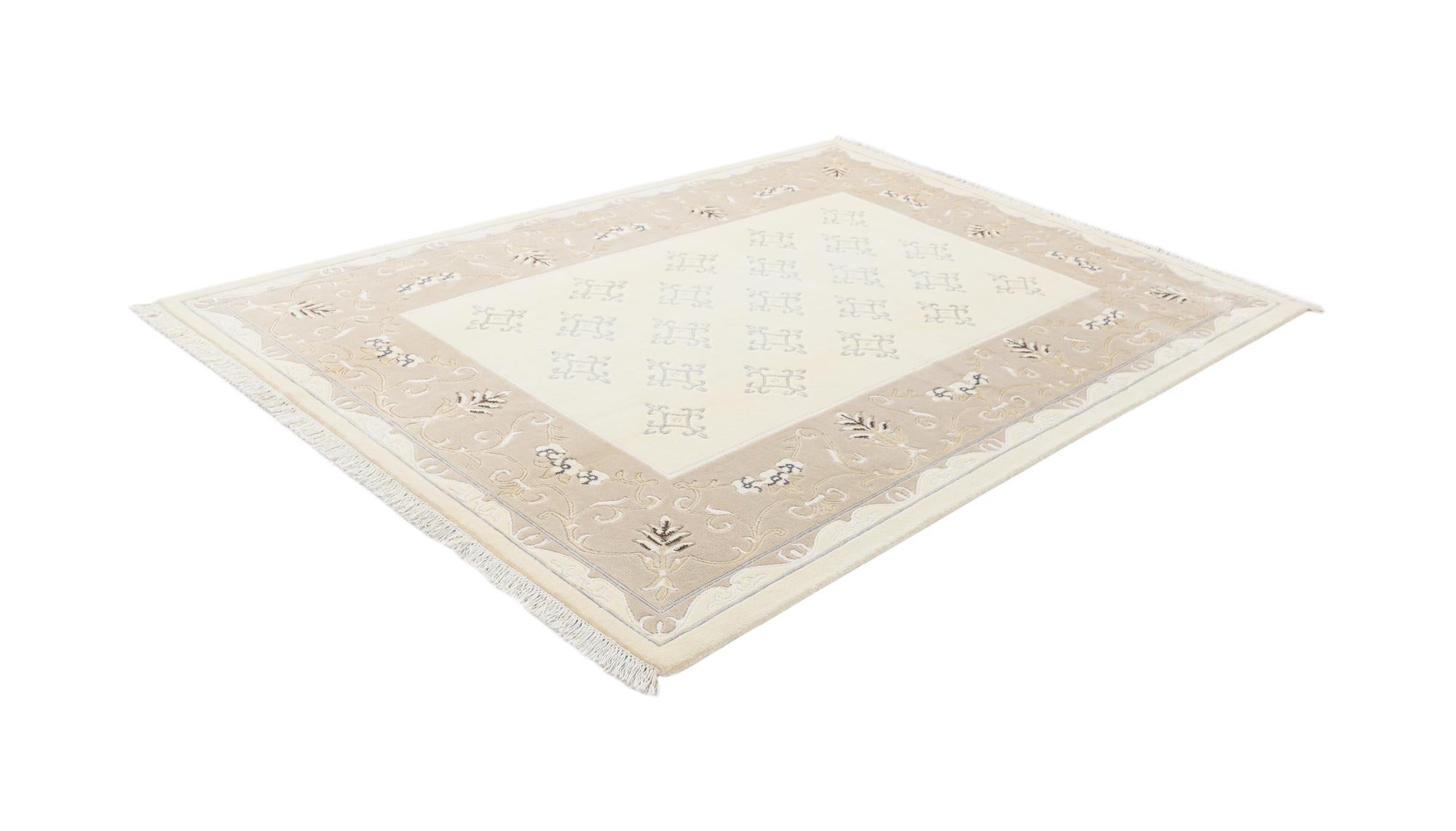 5' 5 x 8' Hand Knotted Darya Wool Rug