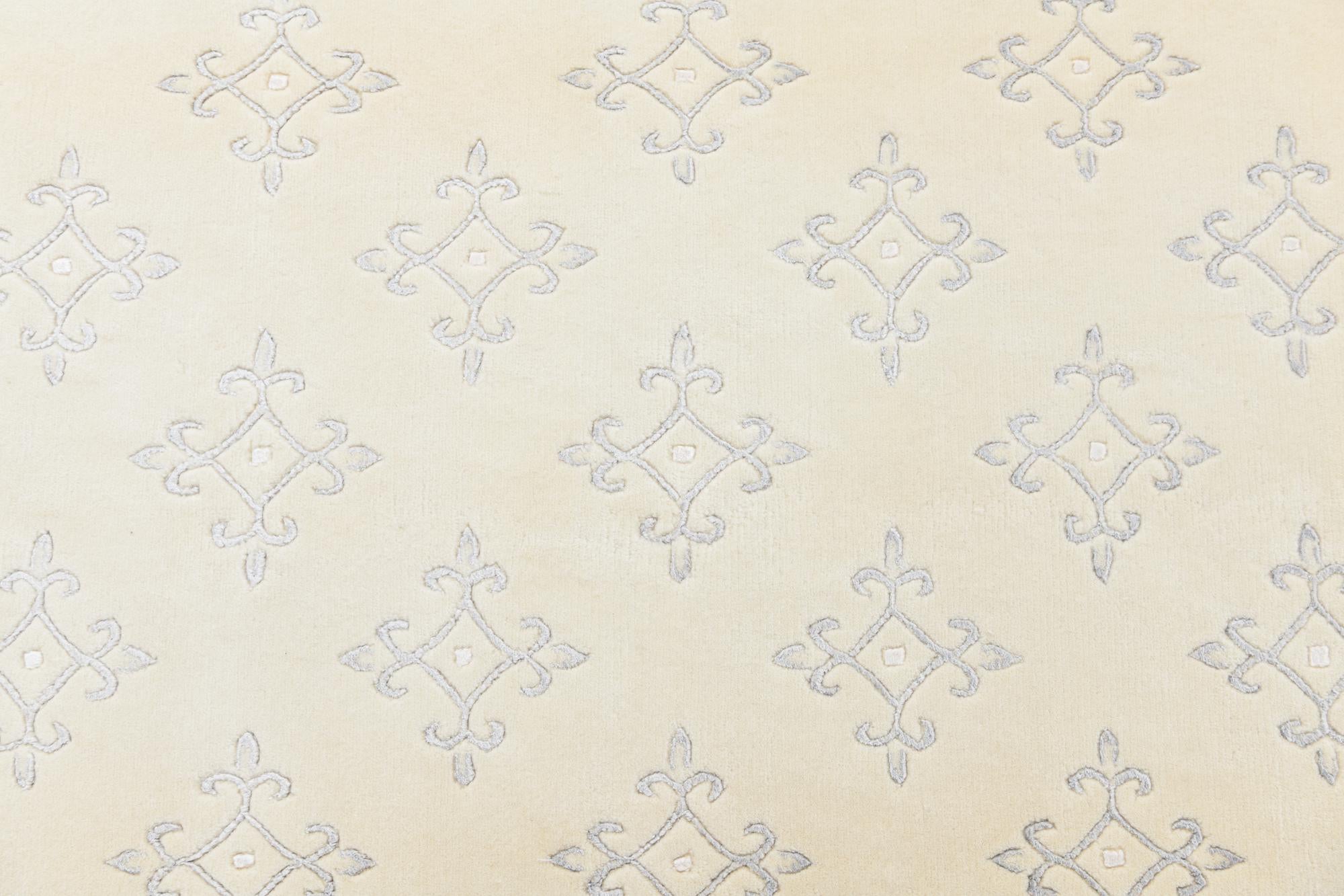 5' 5 x 8' Hand Knotted Darya Wool Rug
