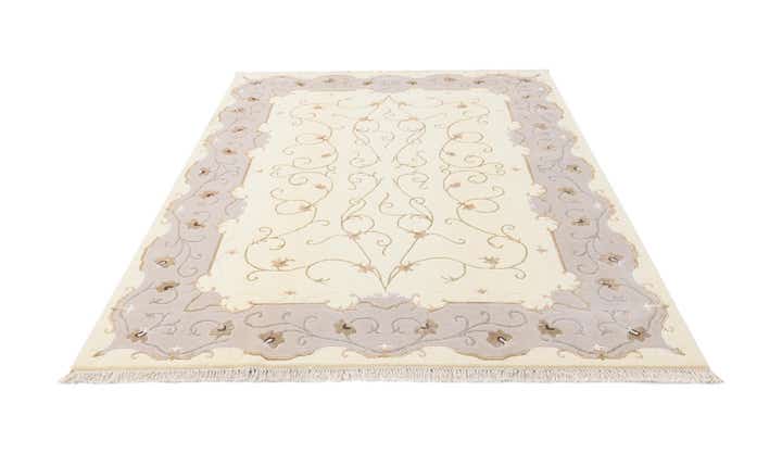 5' 9 x 7' 10 Hand Knotted Darya Wool Rug