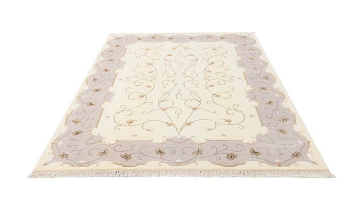 Detail image of 5' 9 x 7' 10 Hand Knotted Darya Wool Rug