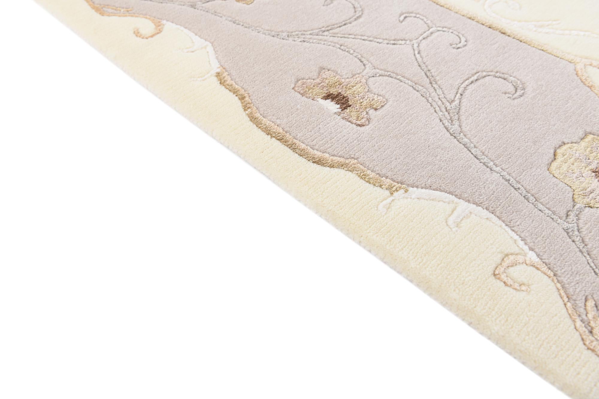 5' 9 x 7' 10 Hand Knotted Darya Wool Rug