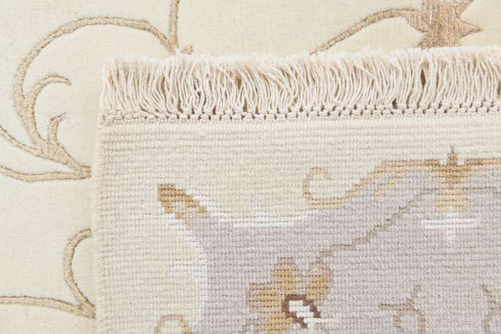 5' 9 x 7' 10 Hand Knotted Darya Wool Rug