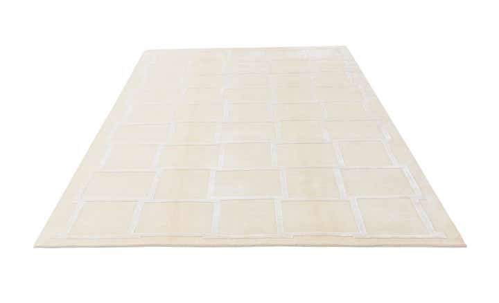 5' 7 x 8' Hand Knotted Darya Wool Rug