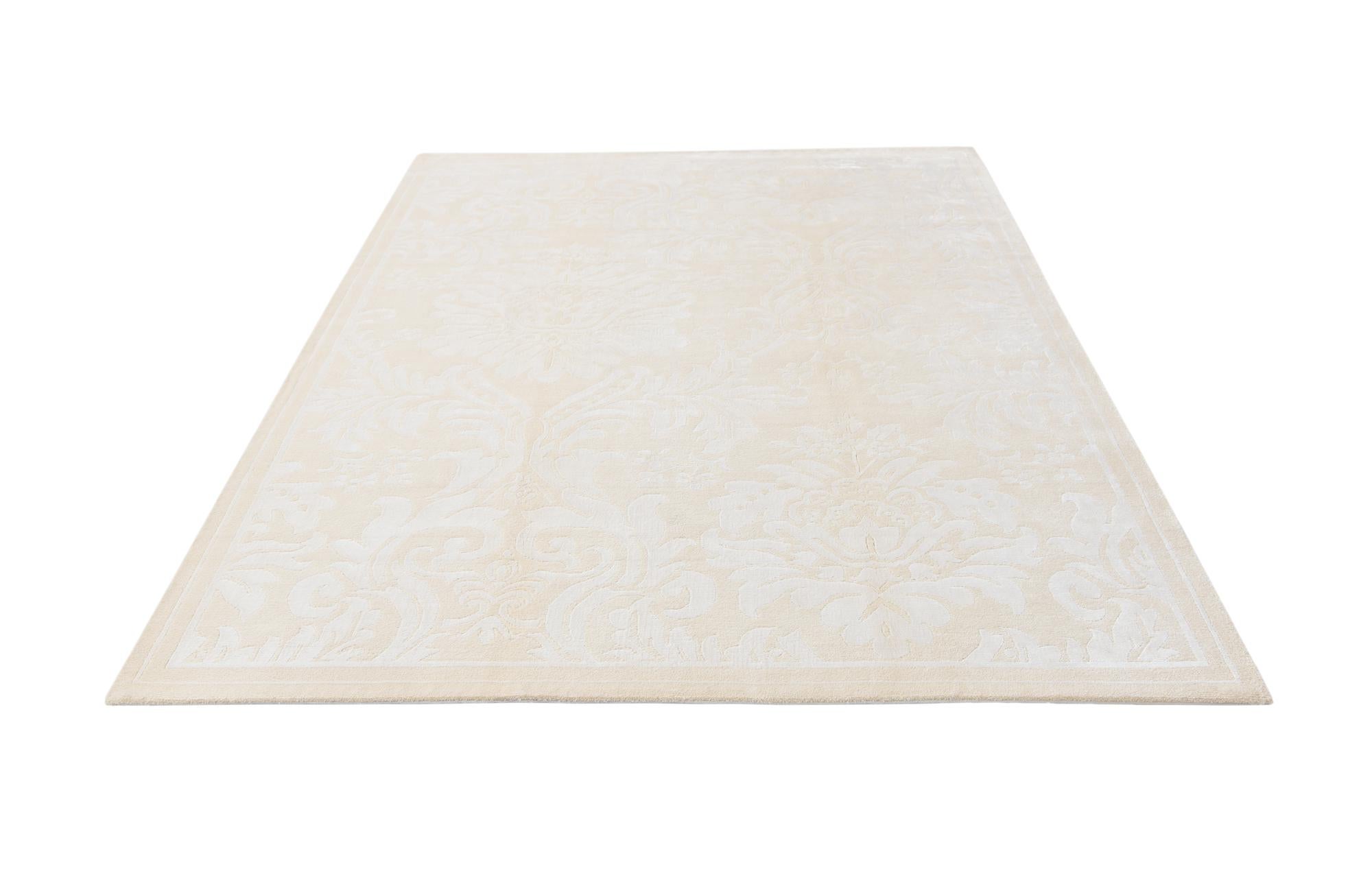 5' 9 x 7' 10 Hand Knotted Darya Wool Rug