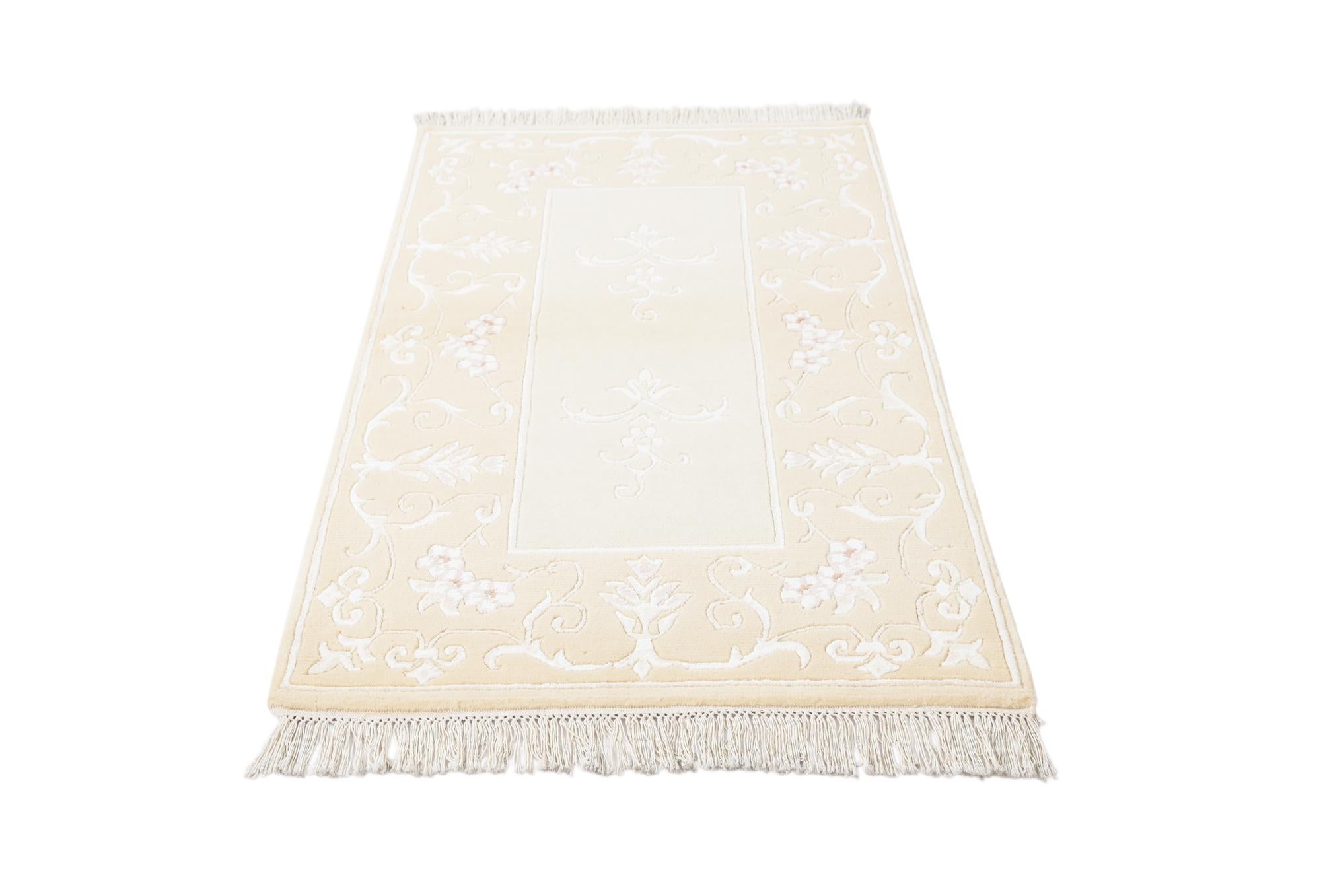 2' 7 x 4' 10 Hand Knotted Darya Wool Rug