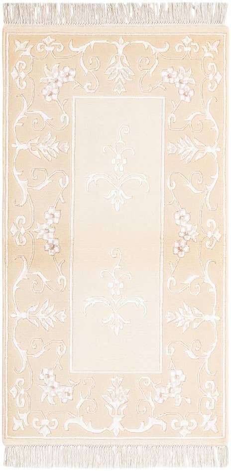 Detail image of 2' 7 x 4' 10 Hand Knotted Darya Wool Rug