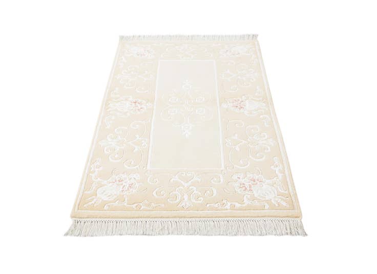 Detail image of 2' 8 x 4' 9 Hand Knotted Darya Wool Rug