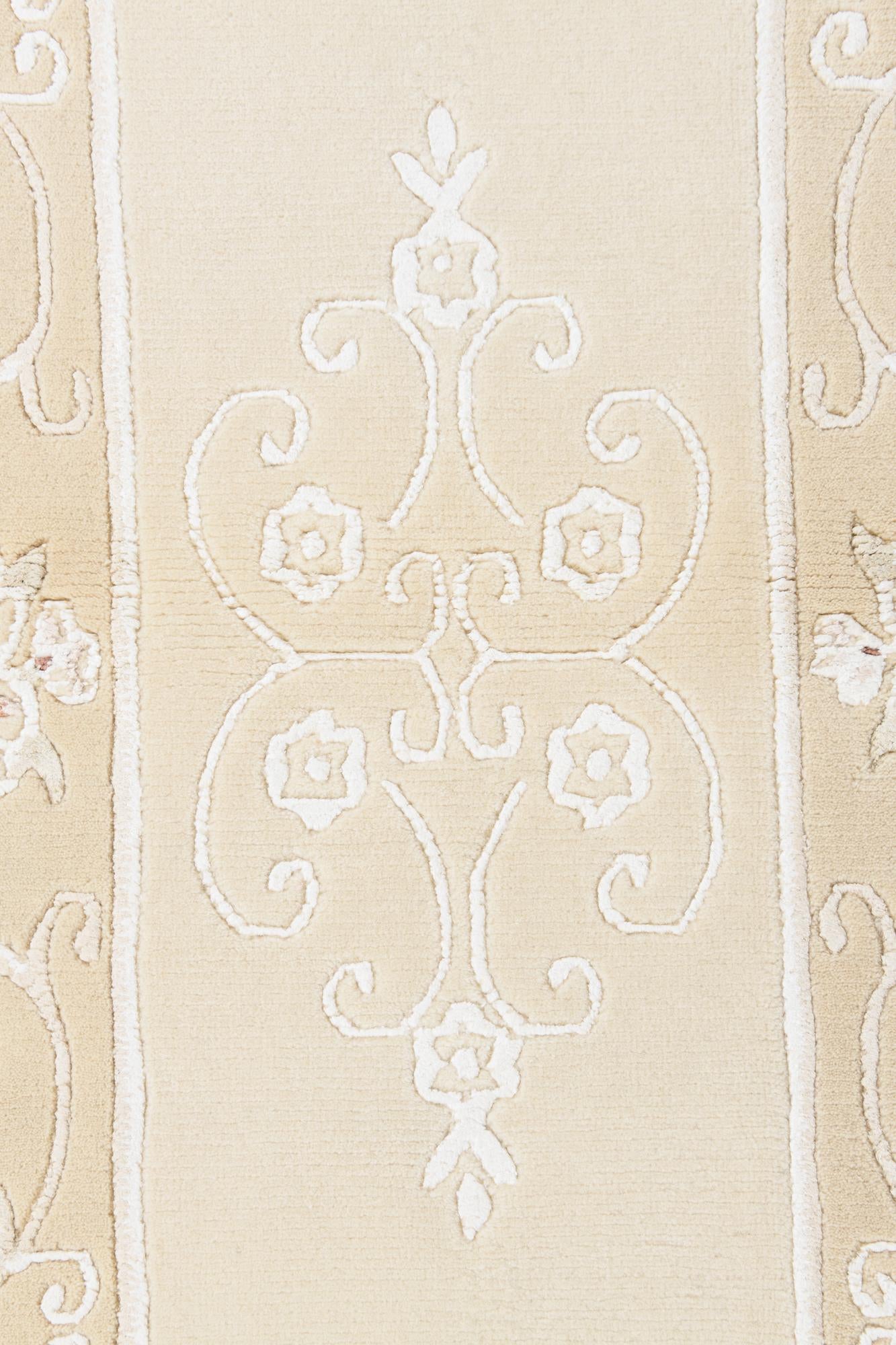 2' 8 x 4' 9 Hand Knotted Darya Wool Rug