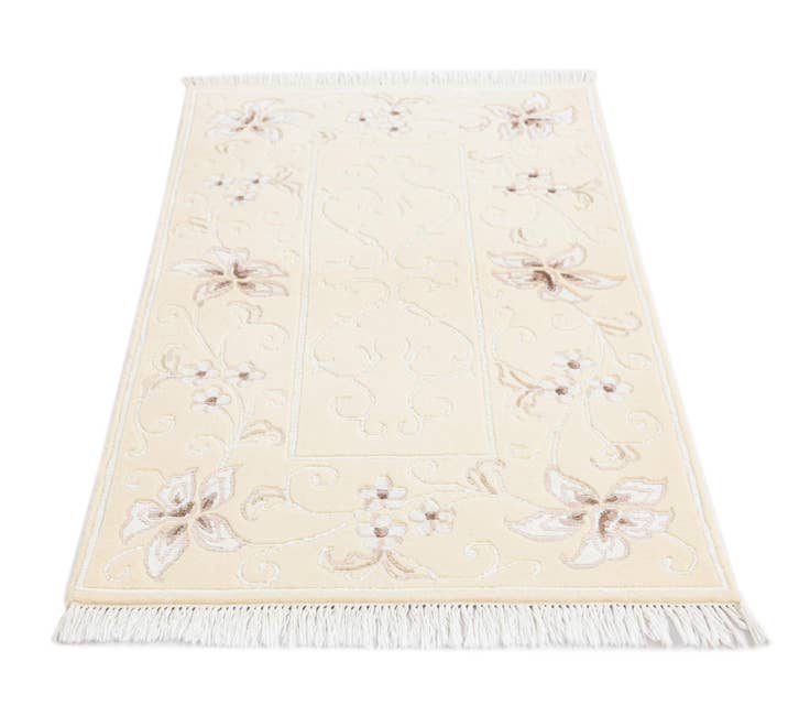Detail image of 2' 7 x 4' 8 Hand Knotted Darya Wool Rug