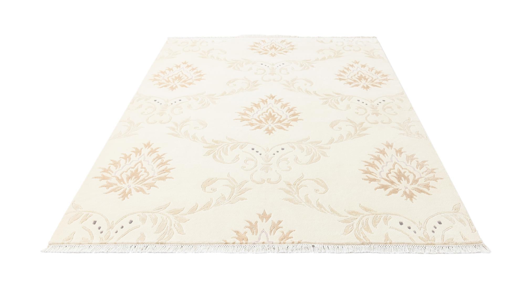 5' 5 x 7' 10 Hand Knotted Darya Wool Rug