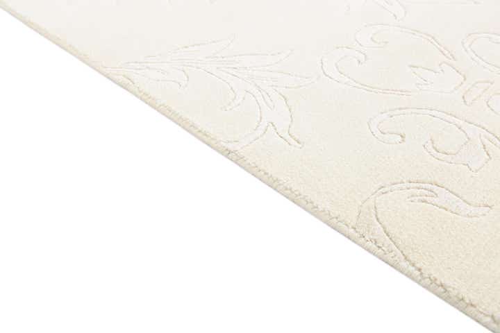 5' 5 x 7' 10 Hand Knotted Darya Wool Rug