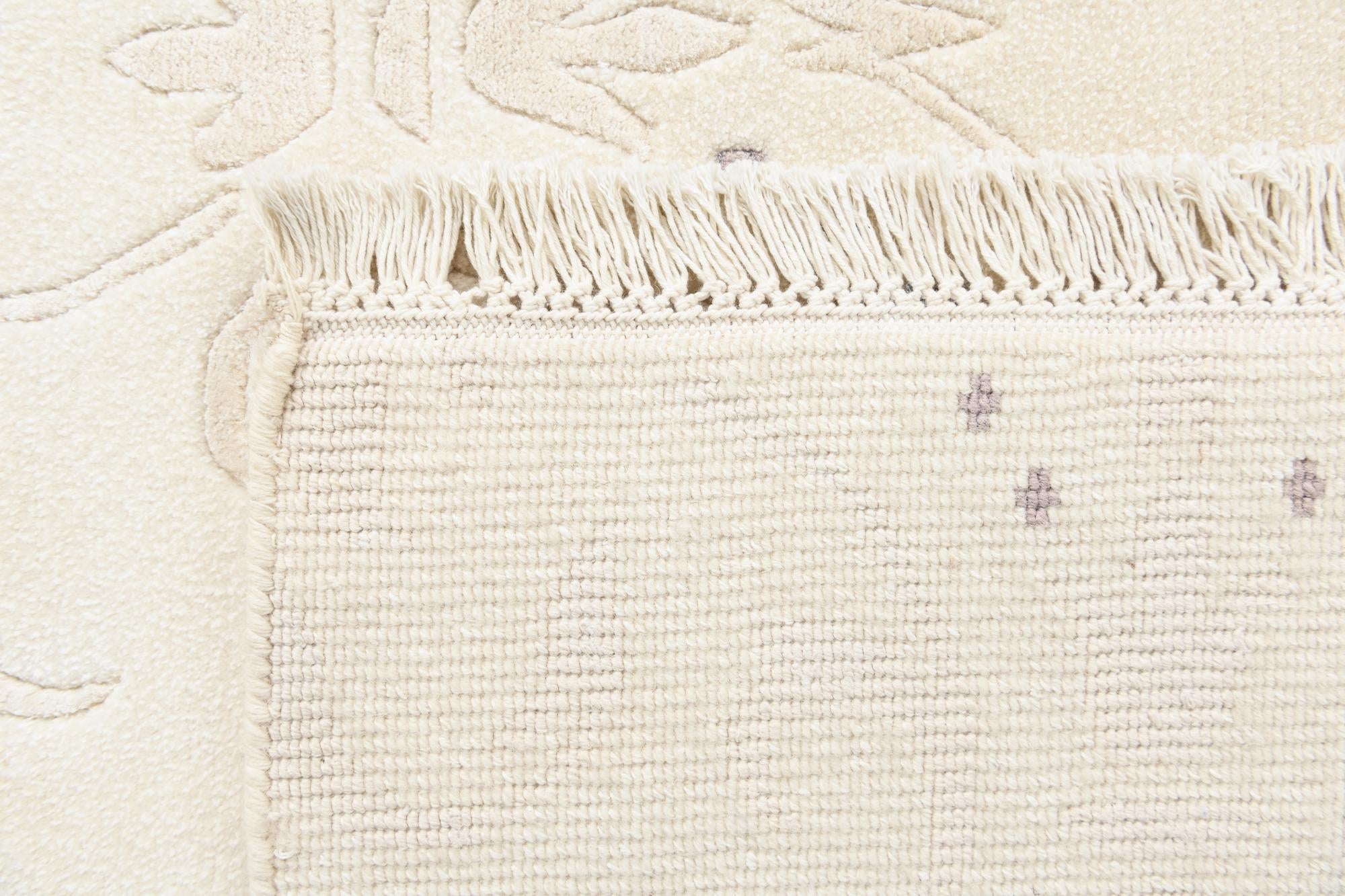 5' 5 x 7' 10 Hand Knotted Darya Wool Rug