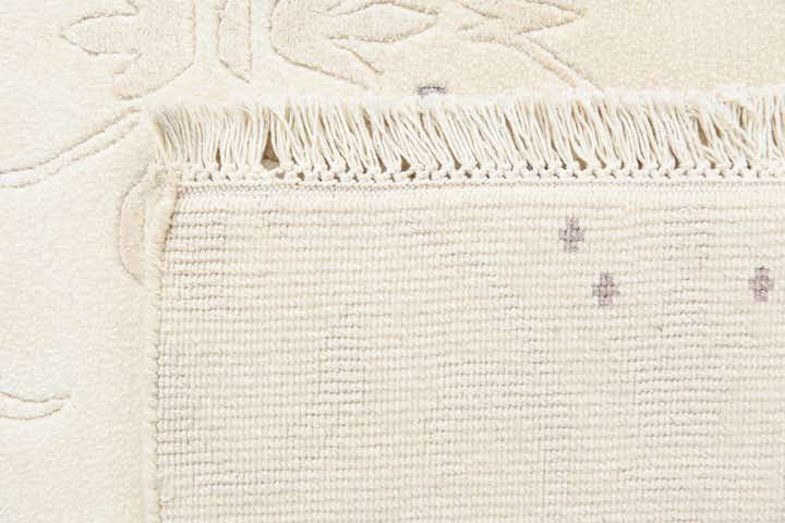 5' 5 x 7' 10 Hand Knotted Darya Wool Rug