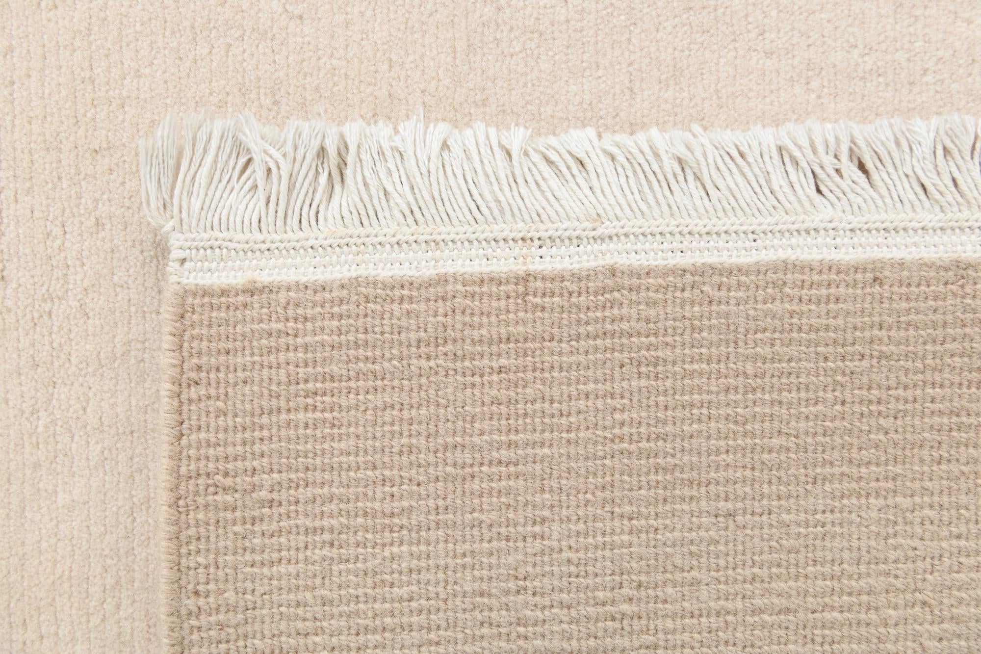 5' 7 x 7' 9 Hand Knotted Darya Wool Rug
